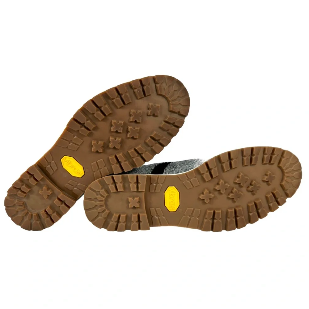TOMS Men’s 9.5 Brogue V White Caviar Leather‎ Oxford Vibram Sole Shoes